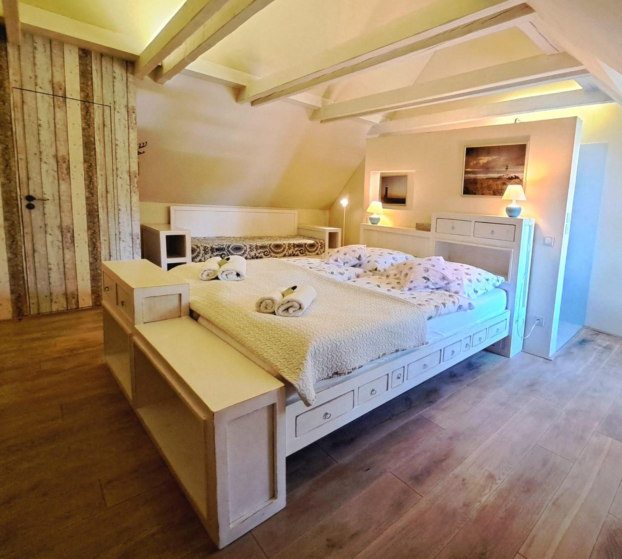 Bed and Breakfast Matejovec38 Slavonice Exterior foto