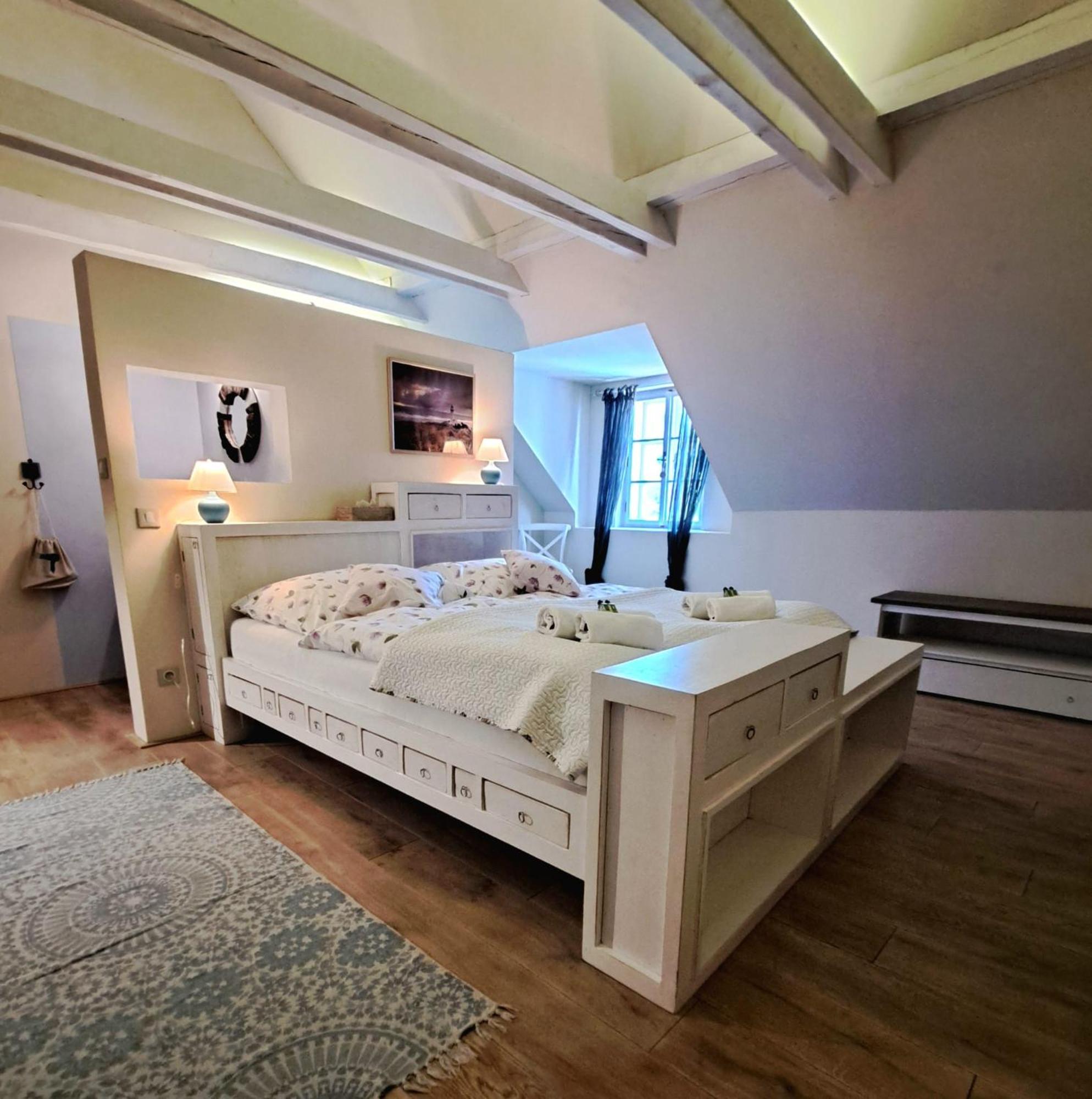 Bed and Breakfast Matejovec38 Slavonice Exterior foto